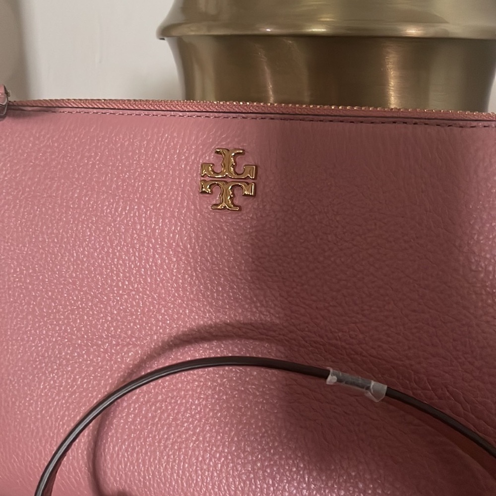 Brand new Tory Burch crossbody - Picture 8 of 8